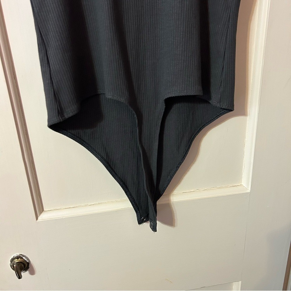American Eagle Dark Charcoal Ribbed Scoop Neck Bodysuit - Picture 7 of 8